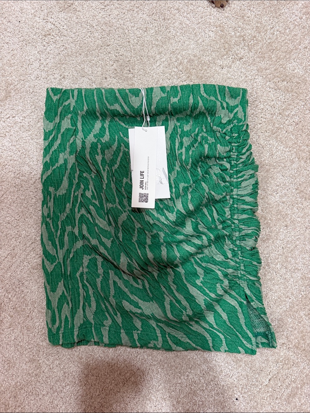 NWT Zara Green Patterned Mini Skirt
